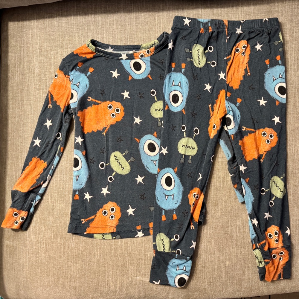 Posh Peanut Toddler Pajamas Size 3T - 4T